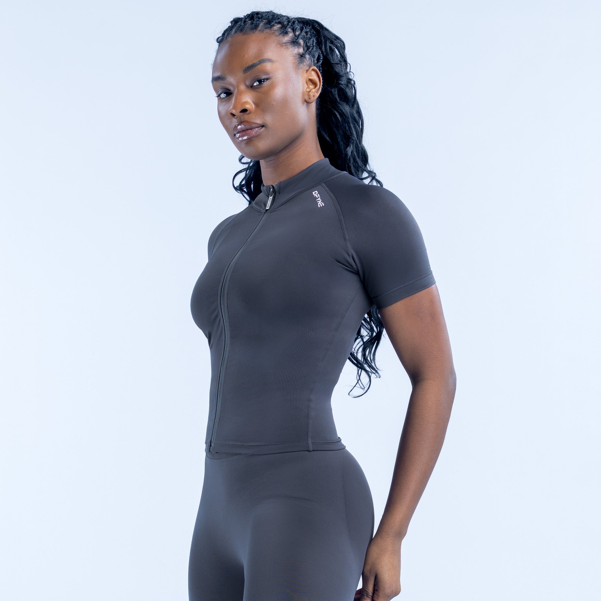 Dynamic Short Sleeve Zippy - Image 3