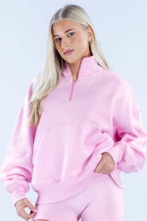 Signature Quarter Zip Sweatshirt